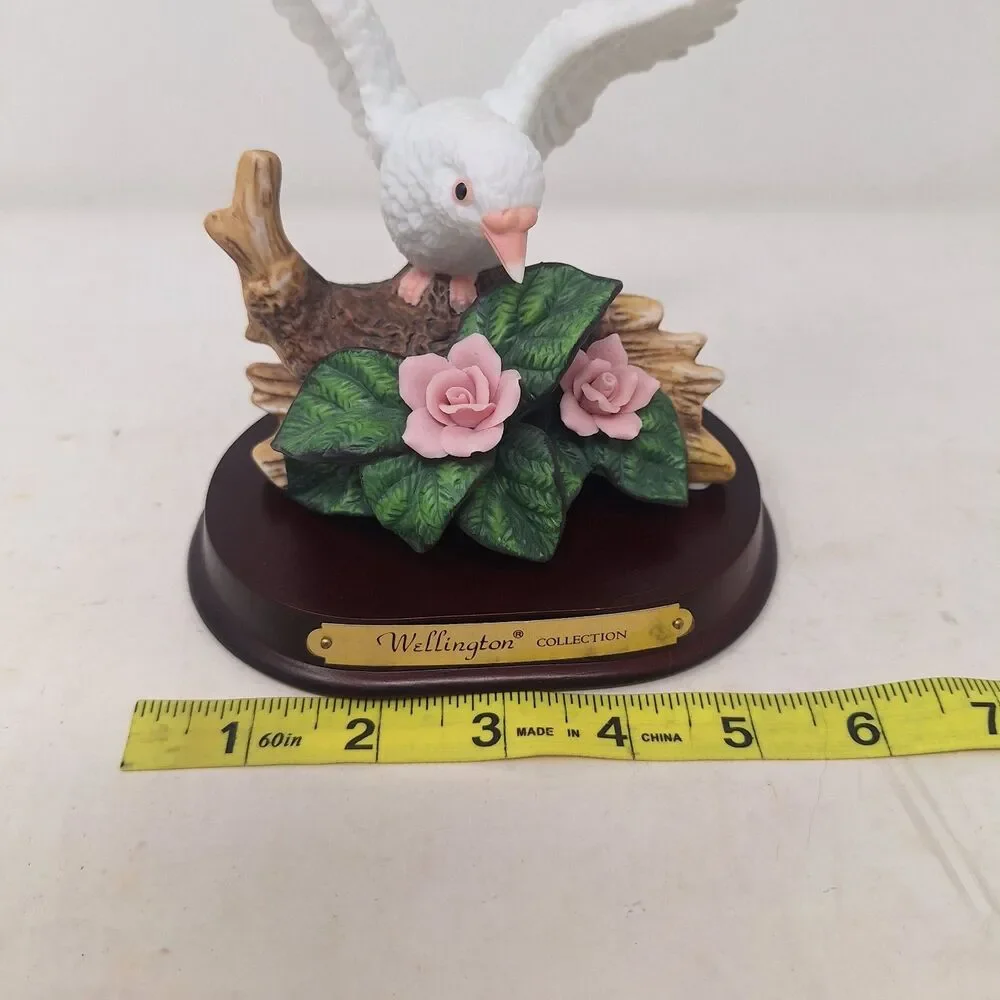 Wellington Collection White Dove On Wood Stand Figurine Rose Floral Branch
